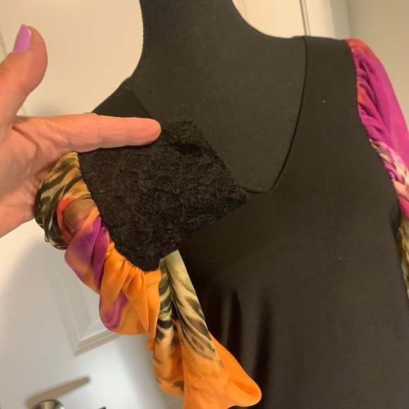 BCBG Maxazria ladies dress in size L BUT fits like a size small - Picture 3 of 12